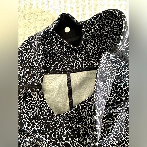 Lululemon Nulu Leggings/4 - Picture 6 of 7